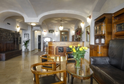 Hotel Mucha Prague Lobby