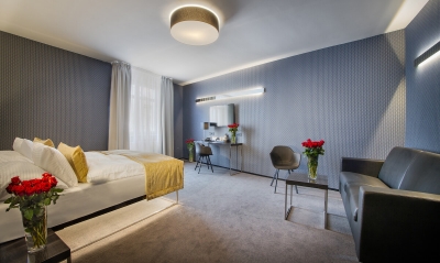 Hotel Mucha Praga - Habitación con cuatro camas Deluxe