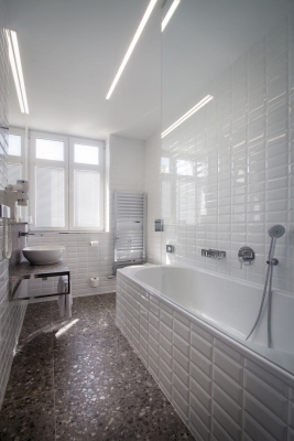 Hotel Mucha Prague - Triple room Deluxe bathroom