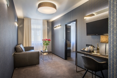 Hotel Mucha Praga - Habitación con cuatro camas Standard